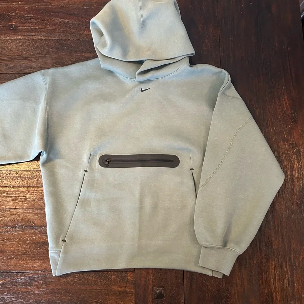 Nike Boys' Sportswear Tech Fleece Oversized Pullover Hoodie- Clay Green/Black